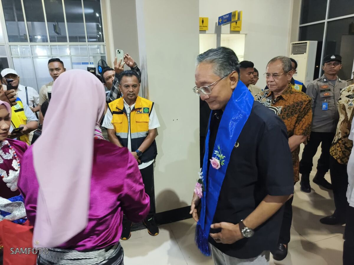 Menteri PUPR Dody Hanggodo Kunker Tinjau Jembatan Buton-Muna