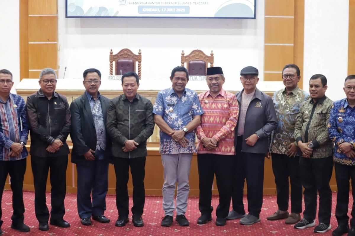 Ir Hugua Terima Kunjungan Kerja Komisi II DPR RI