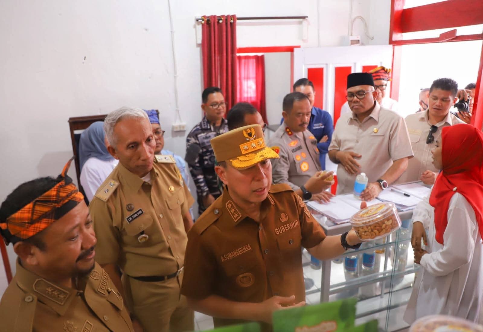 Gubernur Sultra Hadiri Peluncuran 80.000 Koperasi Desa Merah Putih di Buteng