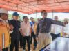 Gubernur Dampingi Menteri PU Tinjau Lokasi Pembangunan Jembatan Buton – Muna dan Aspal Buton