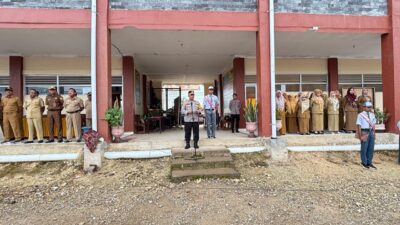 Pimpin Upacara di SMA N 1 Pasarwajo, Kapolres Imbau Siswa Jahui Narkoba
