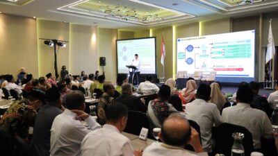 Jadi Pembicara di Rakernas BWI, Menteri Nusron Tegaskan Target Sertipikasi Wakaf