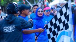 Ir Hugua Lepas Peserta Jalan Sehat Peringati Hari Hepatitis Sedunia 2025