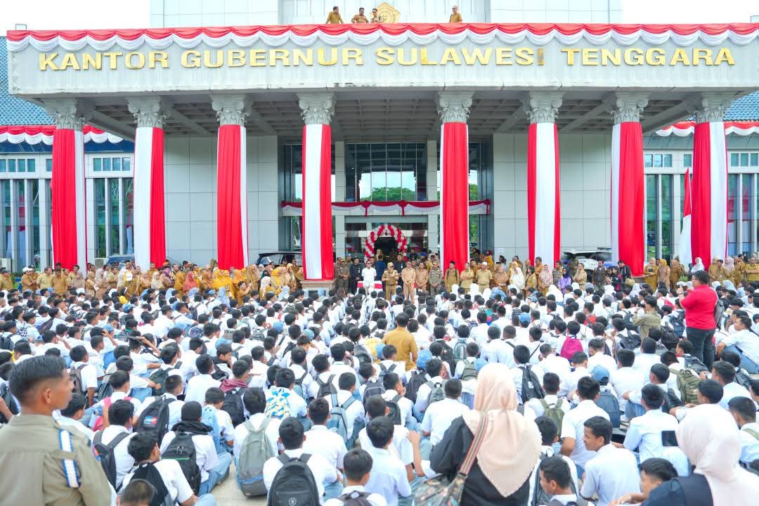 Dihadapan Guru dan Ratusan Pelajar, Gubernur : Jaga Cita-Cita, Jangan Hancurkan Masa Depan dengan Kekerasan Dihadapan Guru dan Ratusan Pelajar, Gubernur : Jaga Cita-Cita, Jangan Hancurkan Masa Depan dengan Kekerasan