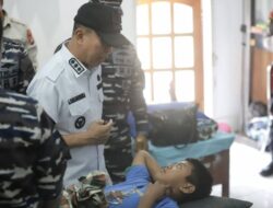 300 Anak Ikuti Sunatan Massal