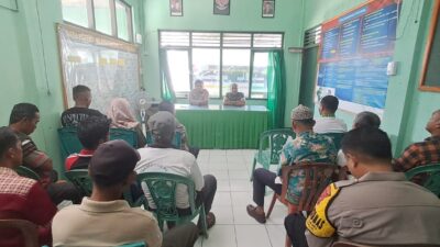 Kolaborasi Kapolsek, Danramil dan Camat Batauga Mediasi Warga yang Bertikai