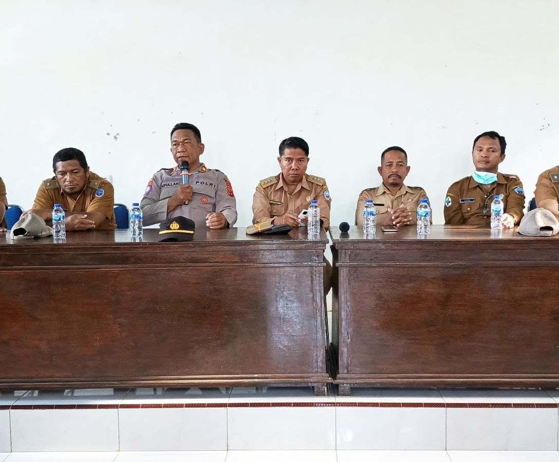 Ciptakan Kamtibmas yang Kondusif, Kapolsek Bersama Camat Lapandewa Gelar Pertemuan