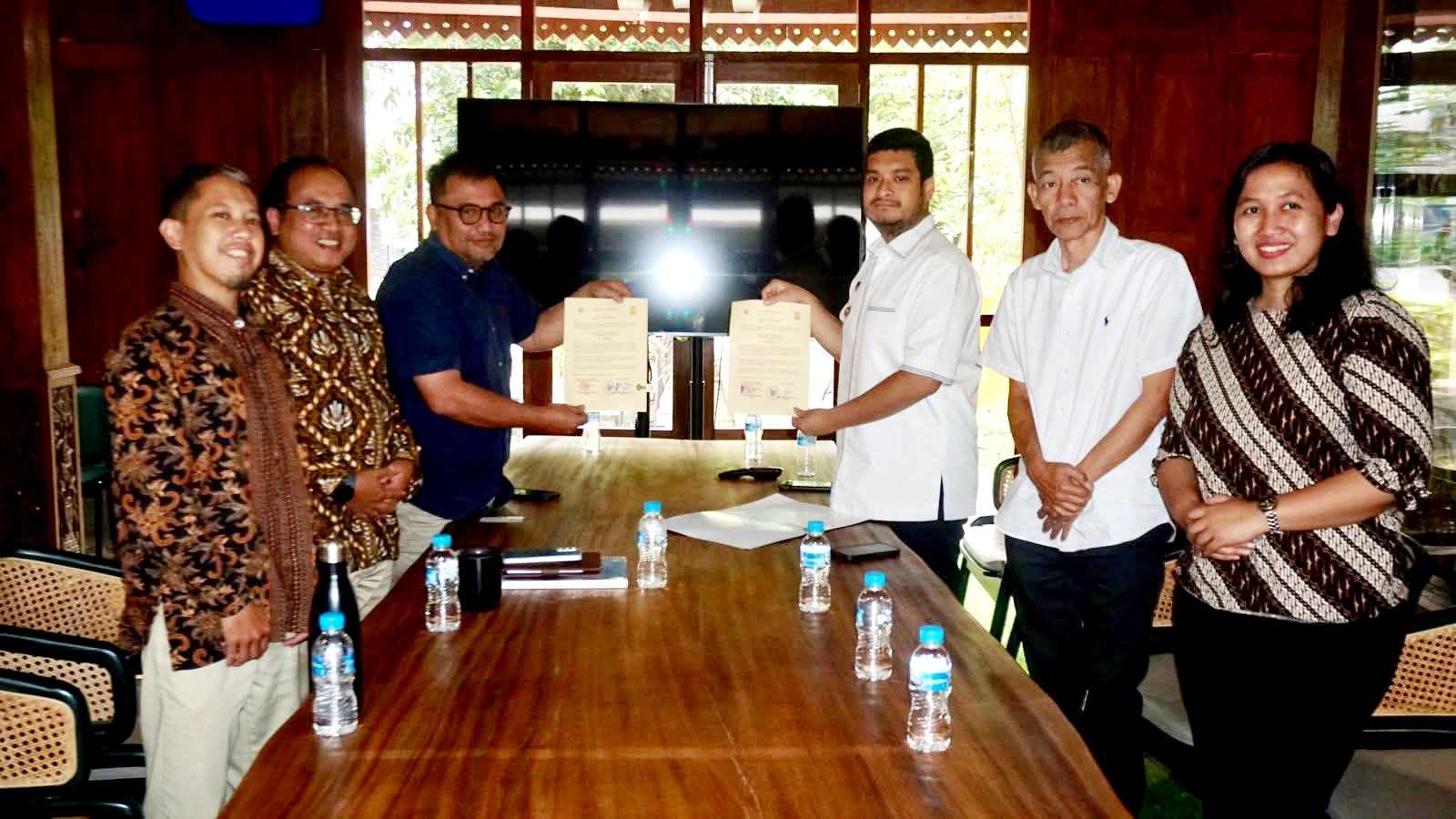Genjot Sektor Pertanian Pemkab Buton Jalin Kerjasama dengan UGM