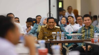 Hadiri Kunjungan Bisnis Monitoring PLN, Wagub Sultra Dorong Pemanfaatan Energi Terbarukan