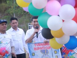 Bupati Alvin Buka Turnamen Bola