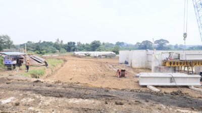 Menteri Nusron Berkomitmen Akselerasi Proses Pengadaan Tanah untuk KCJB