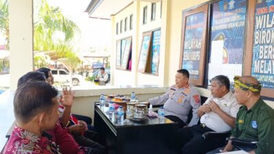 Kapolres Buton Minta Tukang Ojek dan Sopir jadi Pelopor Keselamatan Berlalulintas