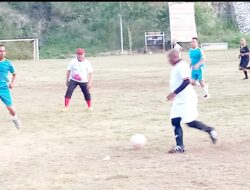 Fun Football Match antara Pemda vs Polres Buton Skor 0:0