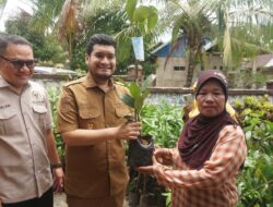 Masyarakat Desa Winning dapat Bantuan Bibit