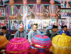 Bupati Hadiri Pesta Adat di Desa Warinta