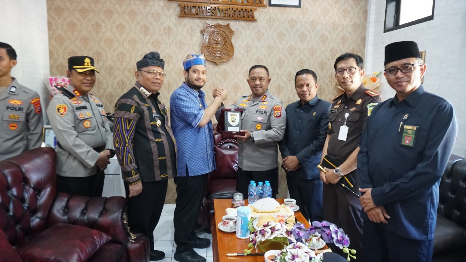 Bupati Sambut Kunjungan Kapolda Sultra di Polres Buton