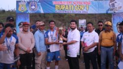 Kesebelasan Matanauwe Juarai Turnamen Bupati Cup 1