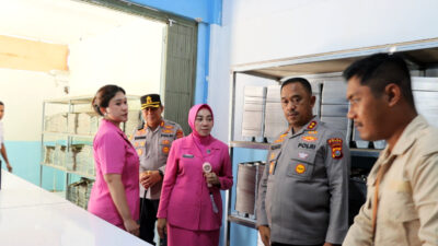 Kunker di Buton, Kapolda Tinjau SPPG Polri di Kondowa