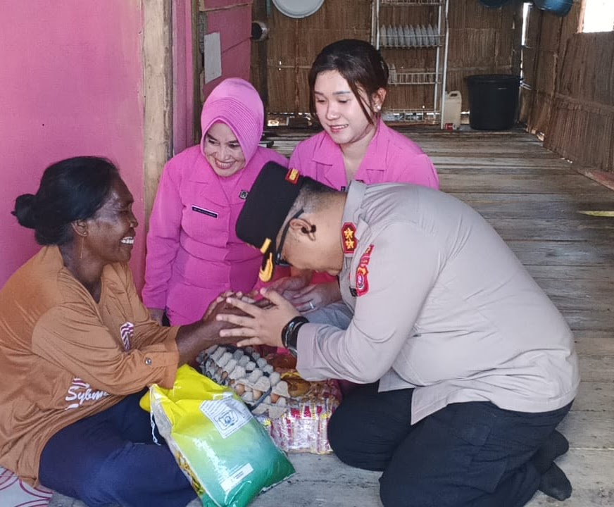 Kapolres Buton Gelar Bakti Sosial Di Dusun Bajo