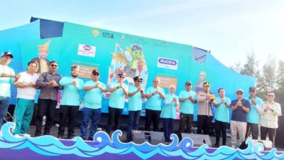 Wamendagri Resmi Membuka Festival Pesona Perairan Kota Baubau 2025