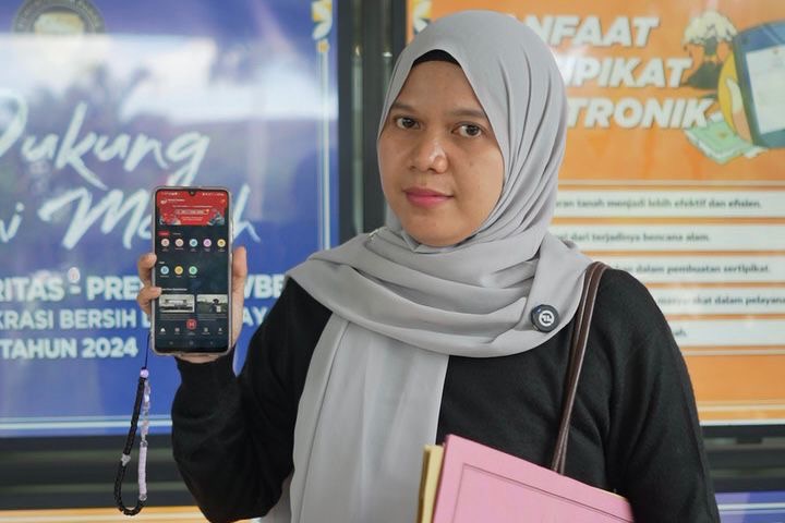 Sentuh Tanahku, Permudah Urus Sertifikat