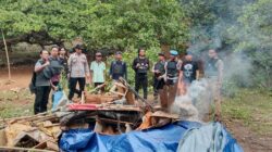 Operasi Sikat 2025: Polres Buton Sidak Arena Sabung Ayam Operasi Sikat 2025: Polres Buton Sidak Arena Sabung Ayam