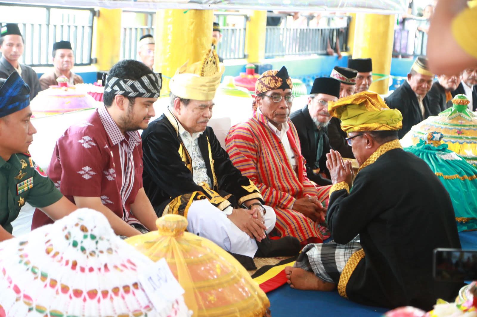 Bupati dan Sultan Buton Hadiri Pesta Adat Kondowa-Dongkala