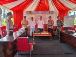 Wakapolres bersama Bupati Buton Tinjau Pos PAM Nataru