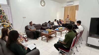 Kapolres Buton Pimpin Doa Bersama Umat Kristiani