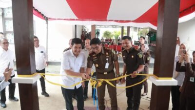 Bupati Buton Resmikan Gedung Datun
