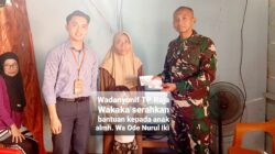 Wadanyonif TP 823/RW Serahkan Bantuan untuk Anak Almh Wa Ode Nurul Wadanyonif TP 823/RW Serahkan Bantuan untuk Anak Almh Wa Ode Nurul