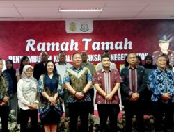 Bupati Buton Sambut Kajari Sterry Fendy Andih