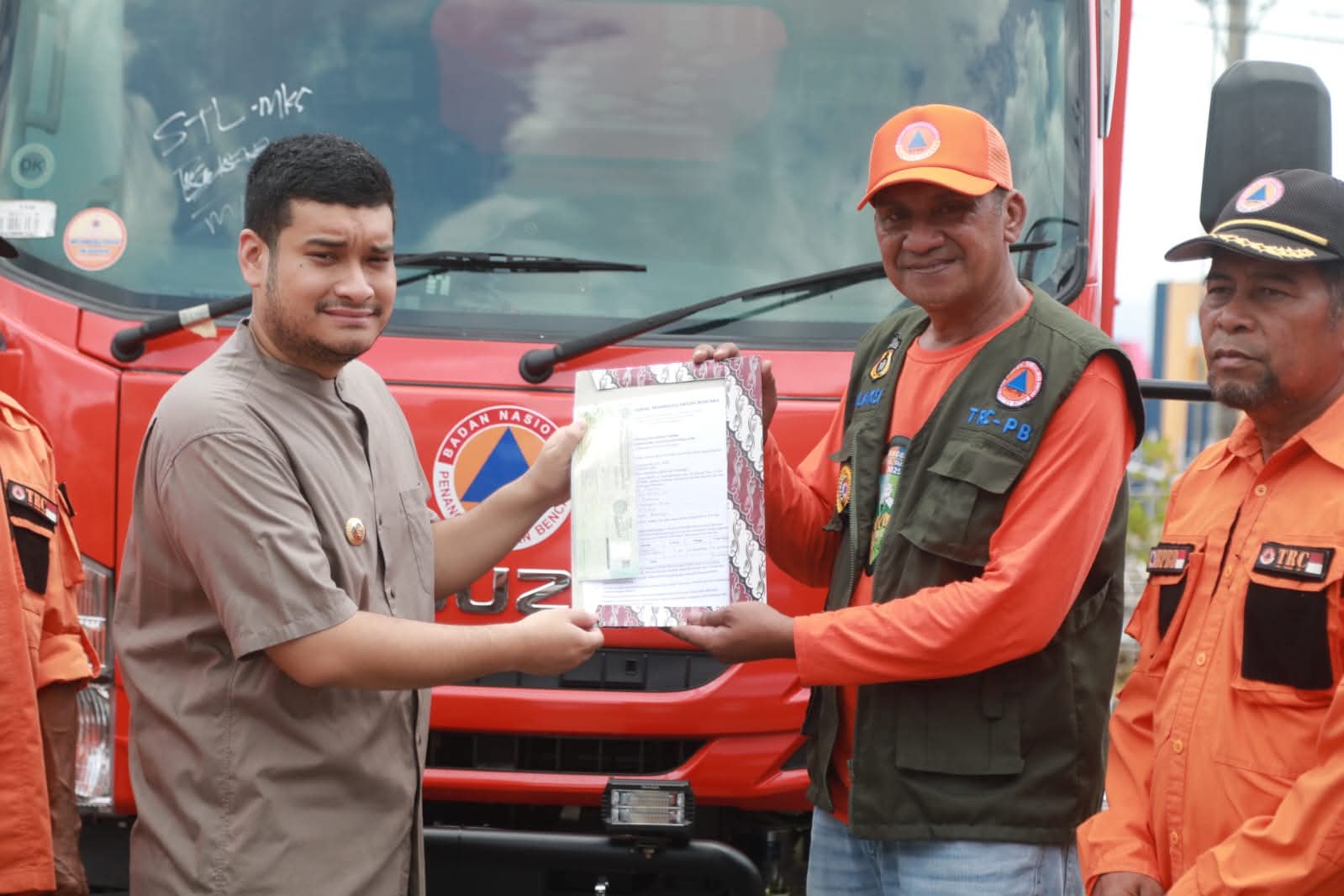 Buton dapat Bantuan Truk Serbaguna dari BNPB