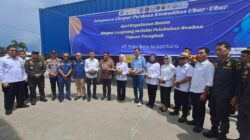 Ir. Hugua Lepas Ekspor Perdana Komoditas Ubur-ubur