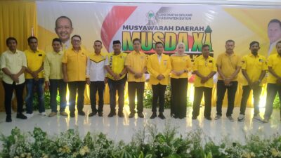 Drs La Bakry M.Si Kembali Pimpin Golkar Buton