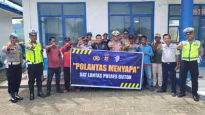 Sat Lantas Polres Buton Berikan Edukasi Kepada Pekerja Buruh di Pelabuhan Banabungi