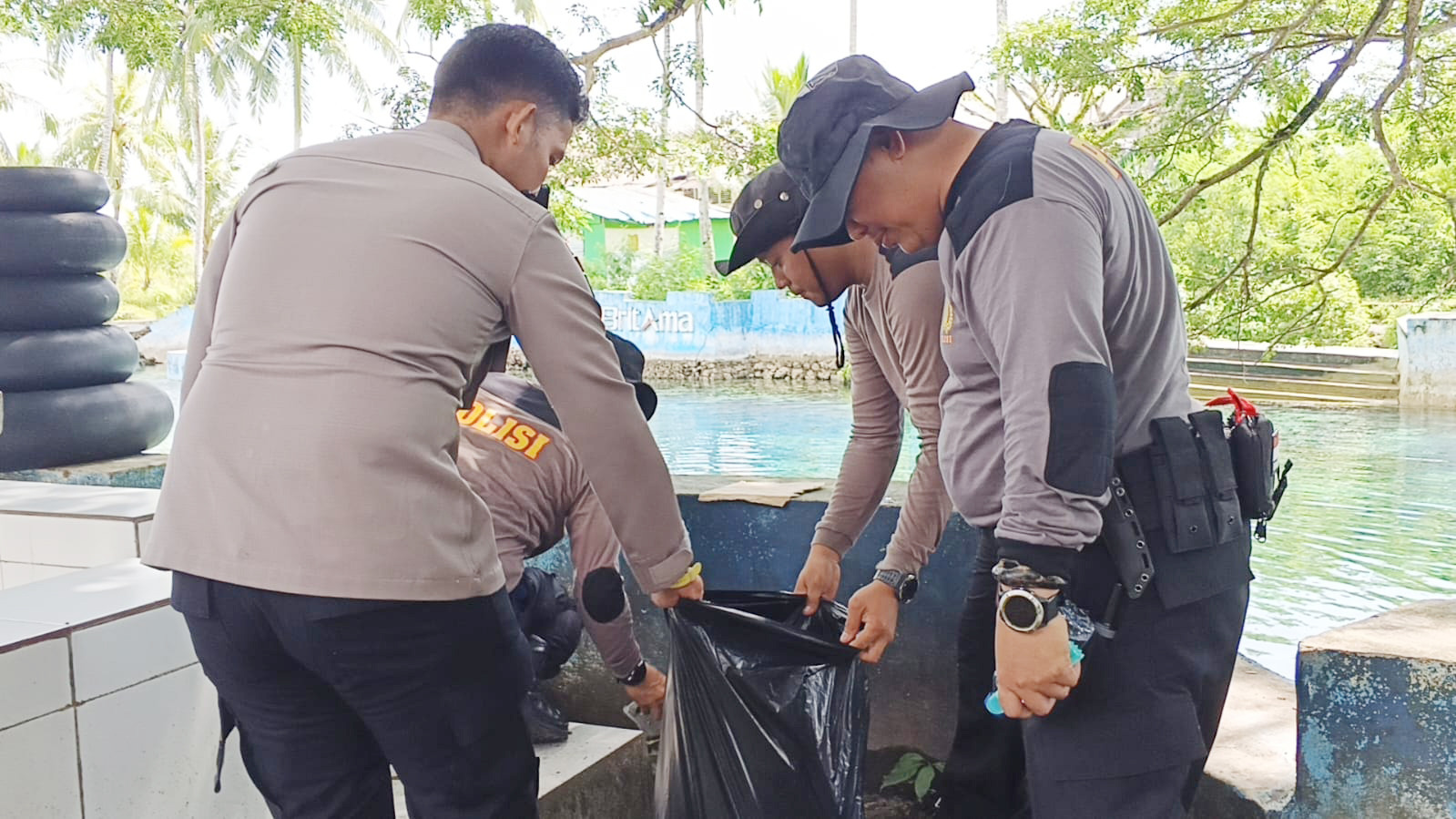 Polres Buton Lakukan Sapu Bersih di Fasilitas Publik