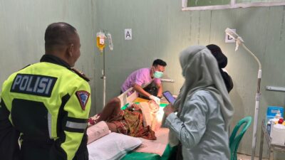 Nekat Lawan Arah, Pengemudi Motor di Tabrak Kendaraan Lain