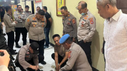 Kapolres Buton Cek Gudang Senpi di Ruang Logistik
