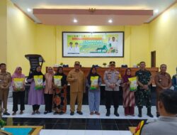 Kapolres Buton Bersama Bupati Buton Selatan Tinjau Pasar Murah