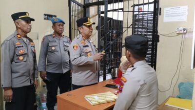 Pastikan Keamanan dan Kondisi Tahanan Terjaga, Kapolres Buton Sambangi Rutan