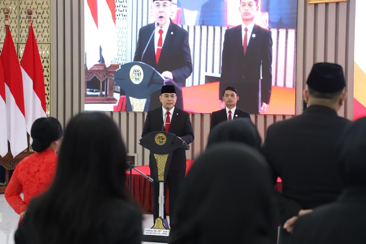 Wamen ATR/BPN Lantik Pejabat Fungsional