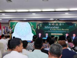 Mentri Nusron Buka Puasa Bersama Ketua Komisi II DPR RI di Semarang