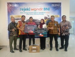 Rejeki wondr BNI Tahap II: Nasabah Wilayah 07 Makassar Cabang Baubau Raih Hadiah