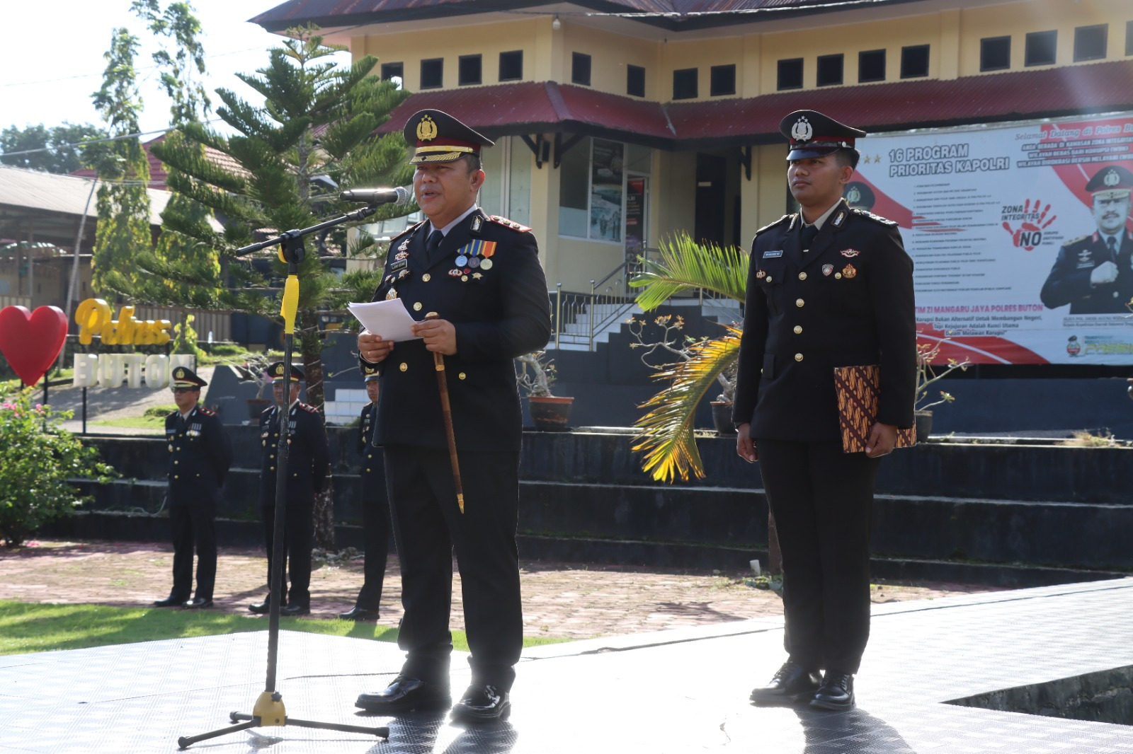 Kapolres Buton Pimpin Upacara Hari Lahir Pancasila