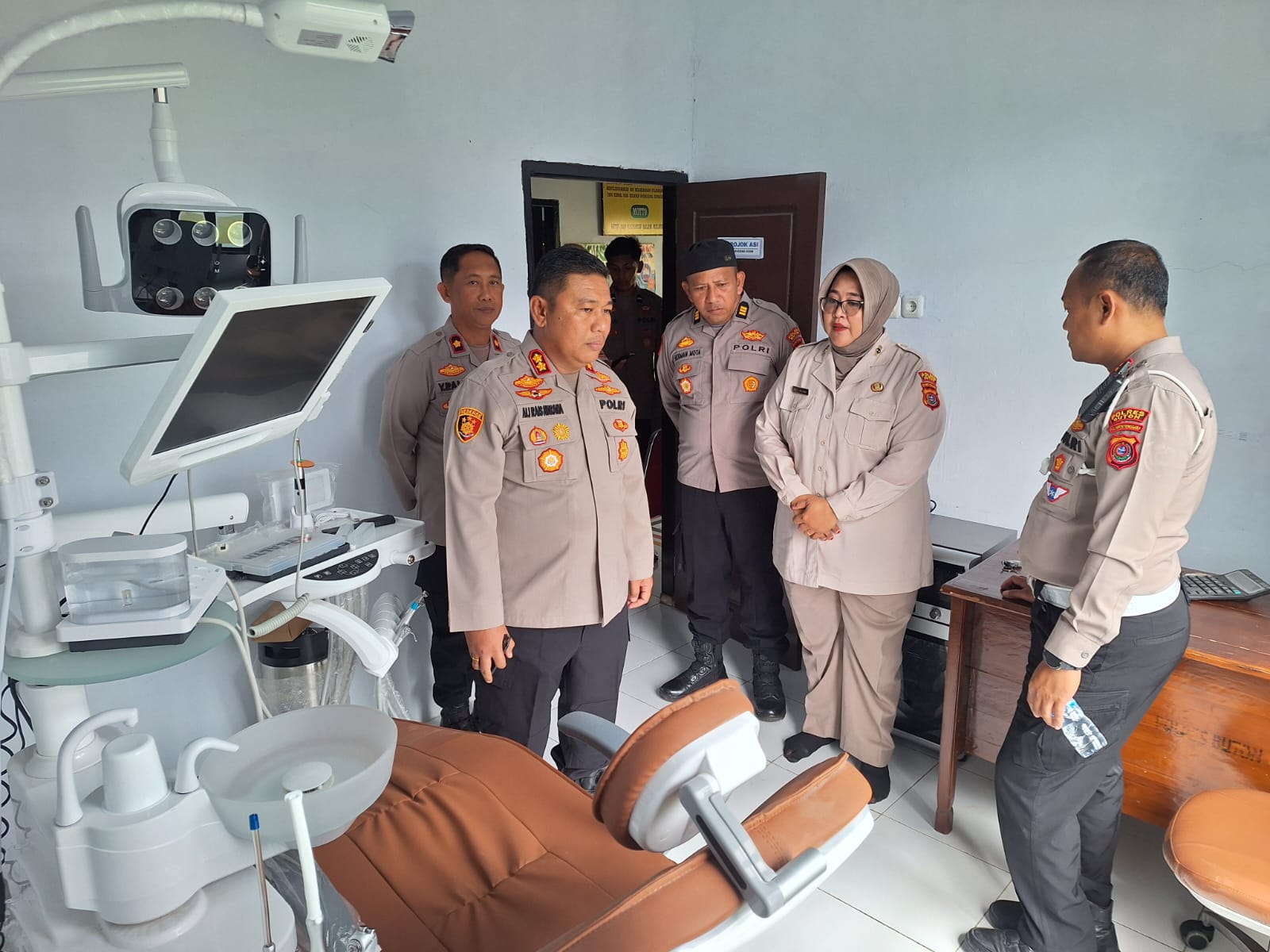 Kapolres Buton Cek Fasilitas Pelayanan Polres Buton