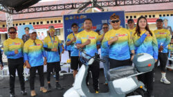Kapolres Buton Serahkan Doorprize Kepada Juara Run 10k