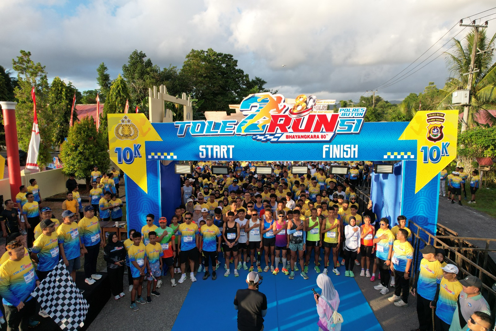 Ratusan Peserta Ikuti Run 10K Polres Buton