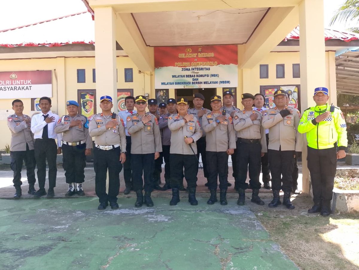 Kapolres Buton Kunjungi Polsek Sampuabalo