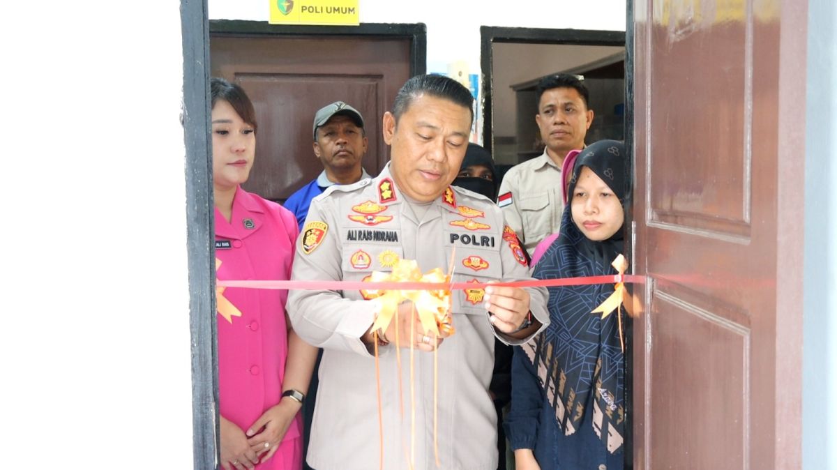 Kapolres Buton Resmikan Ruang Poli Gigi Poliklinik Endra Dharmalaksana,